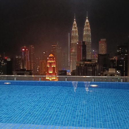 Cl 29A Insta Klcc View & Infinity Pool Apartment Kuala Lumpur Bagian luar foto