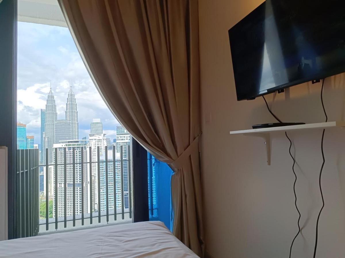 Cl 29A Insta Klcc View & Infinity Pool Apartment Kuala Lumpur Bagian luar foto